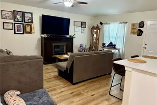 313 Oak St, Auburndale, FL 33823 - Photo 5
