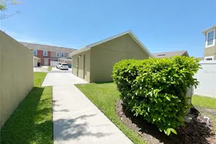 7996 Edgewood Forest Dr, Orlando, FL 32827 - Photo 15