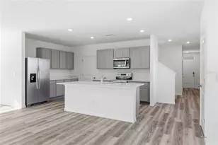 17786 Acorn Drop Rd, Land O Lakes, FL 34638 - Photo 15