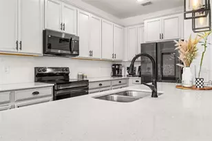 736 Grazie Loop, Davenport, FL 33837 - Photo 17