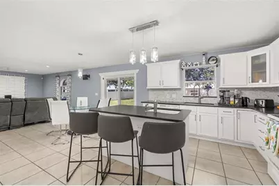 5253 Sunset Canyon Drive, Kissimmee, FL 34758 - Photo 13