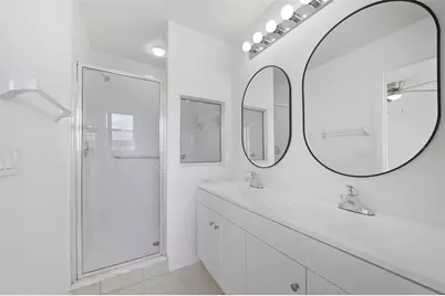 1286 South Beach Circle, Kissimmee, FL 34746 - Photo 17