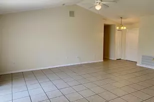 606 Robin Ln, Poinciana, FL 34759 - Photo 3