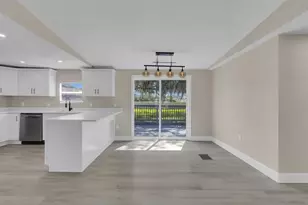 5281 Countryside Ct, Saint Cloud, FL 34771 - Photo 9