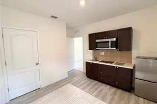 5610 Winona Dr, Saint Cloud, FL 34771 - Photo 5