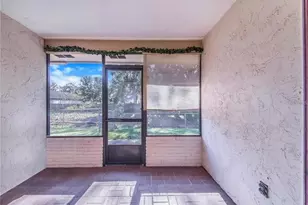 733 Mikasuki Dr, Lakeland, FL 33813 - Photo 7