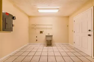 733 Mikasuki Dr, Lakeland, FL 33813 - Photo 11