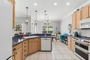 639 Heartwell Dr, Poinciana, FL 34759 - Photo 9