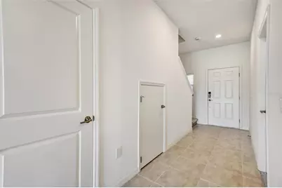 1325 N Anchor Bend Way, Kissimmee, FL 34746 - Photo 3