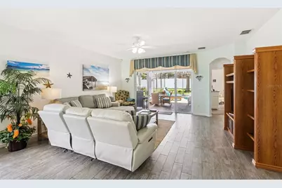15513 Markham Drive, Clermont, FL 34714 - Photo 9