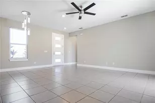 210 Goldenrod Ln, Kissimmee, FL 34759 - Photo 5