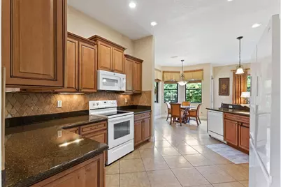 807 Bella Viana Road, Kissimmee, FL 34759 - Photo 11