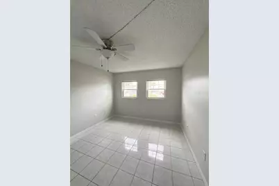 827 Sky Lake Circle #A, Orlando, FL 32809 - Photo 7