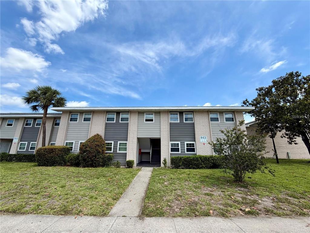 843 Sky Lake Cir #B - 843 Sky Lake Cir #B, Orlando, FL 32809 Luxury Property | Jose Angel Pina