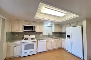11805 Scarecrow Ln, Orlando, FL 32821 - Photo 5