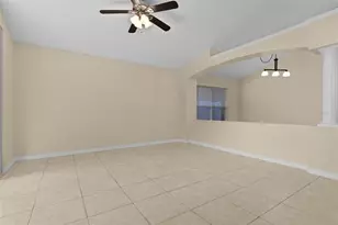 2546 Crown Ridge Cir, Kissimmee, FL 34744 - Photo 17