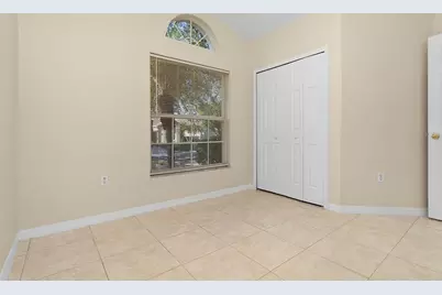 2546 Crown Ridge Circle, Kissimmee, FL 34744 - Photo 5
