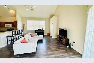 2469 Guiana Plum Drive, Orlando, FL 32828 - Photo 9