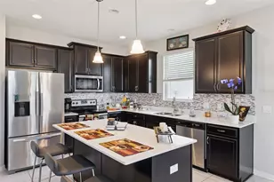2211 Riverglen Ct, Kissimmee, FL 34746 - Photo 5