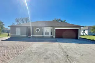 221 Cobalt Dr, Kissimmee, FL 34758 - Photo 1