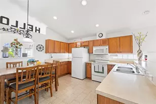 2752 Barclay Ln, Kissimmee, FL 34743 - Photo 21