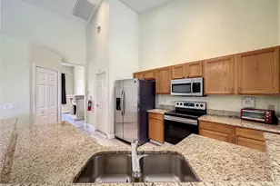 218 N Hampton Dr, Davenport, FL 33897 - Photo 7