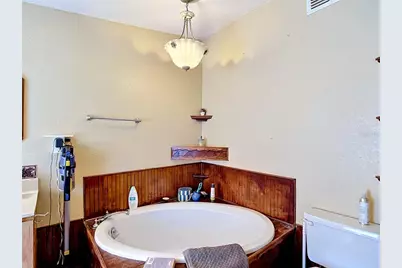 17609 Bathurst Avenue, Spring Hill, FL 34610 - Photo 33
