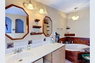 17609 Bathurst Avenue, Spring Hill, FL 34610 - Photo 31
