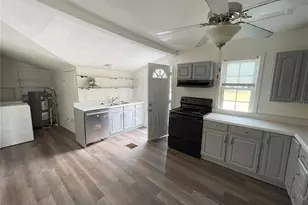 1022 Oregon Ave, Saint Cloud, FL 34769 - Photo 3