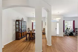 10125 Sandy Marsh Ln, Orlando, FL 32832 - Photo 9