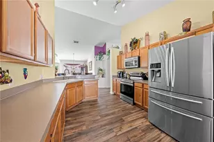 2513 Crown Ridge Cir, Kissimmee, FL 34744 - Photo 21