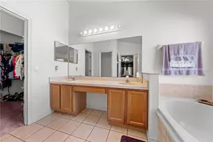2513 Crown Ridge Cir, Kissimmee, FL 34744 - Photo 49