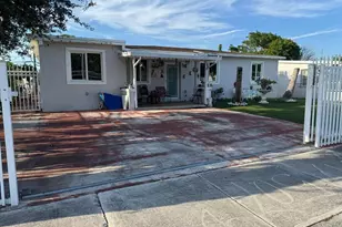 131 E 39th St, Hialeah, FL 33013 - Photo 3