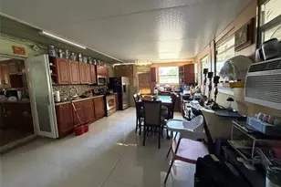131 E 39th St, Hialeah, FL 33013 - Photo 21