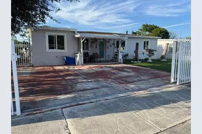 131 E 39th Street, Hialeah, FL 33013 - Photo 3
