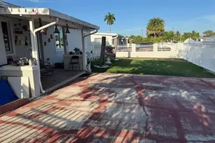 131 E 39th St, Hialeah, FL 33013 - Photo 31