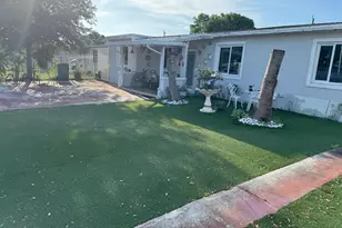 131 E 39th St, Hialeah, FL 33013 - Photo 1