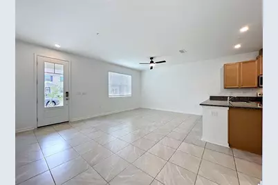 9848 Walkway Drive, Orlando, FL 32832 - Photo 5