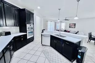 4708 Ruby Red Ln, Kissimmee, FL 34746 - Photo 5