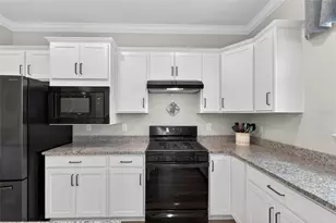19474 Ship Wheel Wy, Land O Lakes, FL 34638 - Photo 5