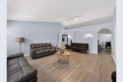 4020 Sunny Day Way, Kissimmee, FL 34744 - Photo 9