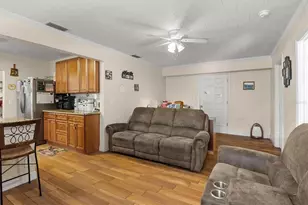 207 S Perry Ave, Fort Meade, FL 33841 - Photo 13