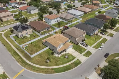 831 Neptune Pointe Lane, Kissimmee, FL 34744 - Photo 7