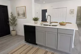 201 Dr J A Wiltshire Ave W, Lake Wales, FL 33853 - Photo 11