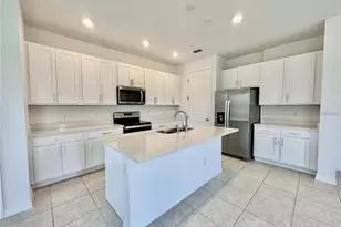 1707 Sanibel Dr, Davenport, FL 33896 - Photo 5