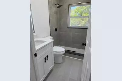 2148 Catalina Drive N, Clearwater, FL 33763 - Photo 13