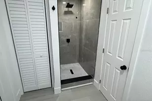 2148 Catalina Dr N, Clearwater, FL 33763 - Photo 9