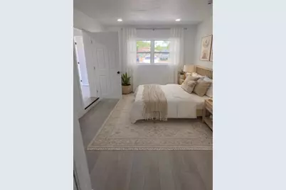 2148 Catalina Drive N, Clearwater, FL 33763 - Photo 11
