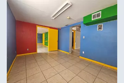 1434 N Pine Hills, Orlando, FL 32808 - Photo 11