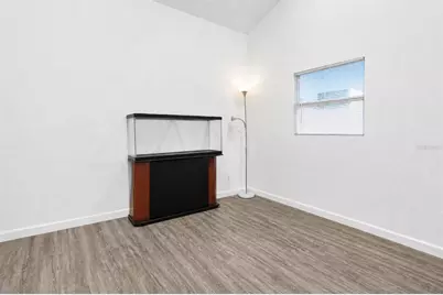 303 W 5th Street, Lakeland, FL 33805 - Photo 11